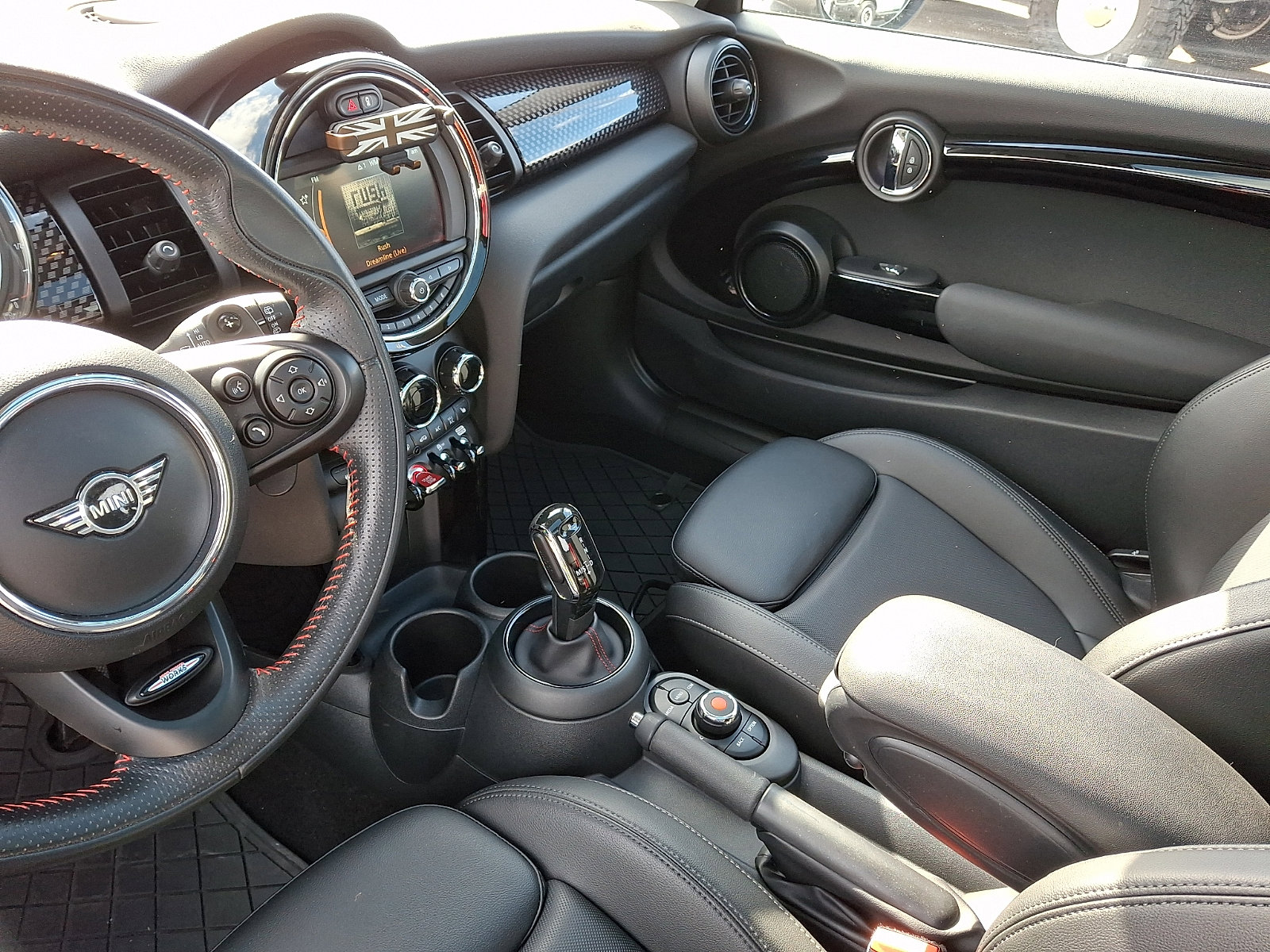 Used 2020 MINI Cooper S image 15