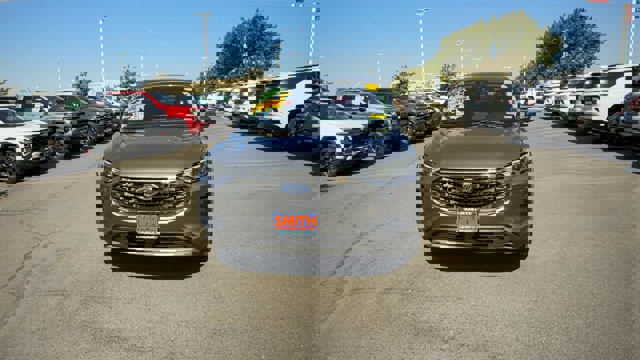 Used 2024 Ford Escape Active w/ Tech Pack #1 image 2