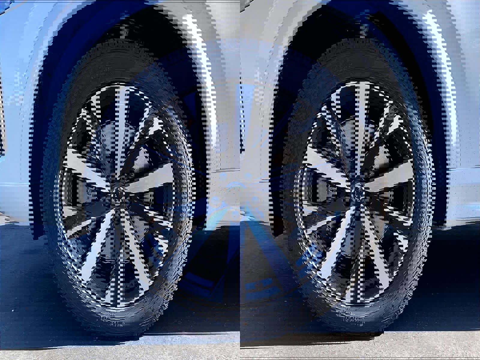 New 2026 Volvo XC90 T8 Core AWD/4WD image 14