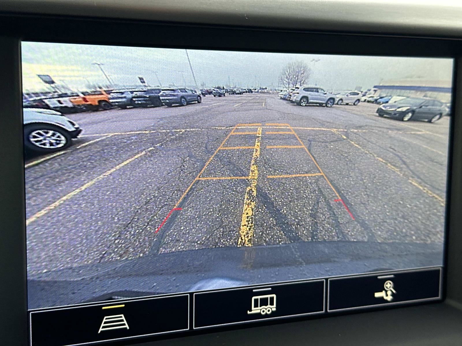 Used 2021 GMC Acadia SLT w/ Trailering Package image 30