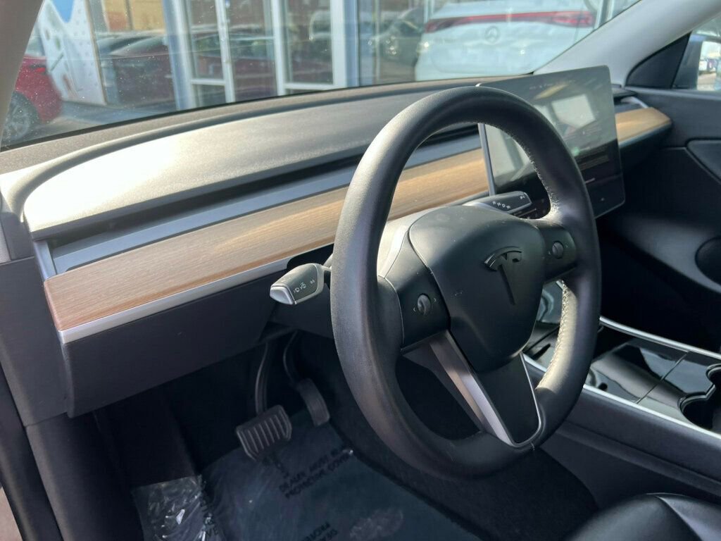 Used 2020 Tesla Model Y Long Range AWD/4WD image 12