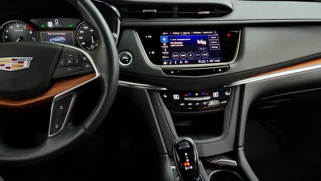 Certified 2024 Cadillac XT5 Premium Luxury w/ LPO, Floor Liner Package image 16