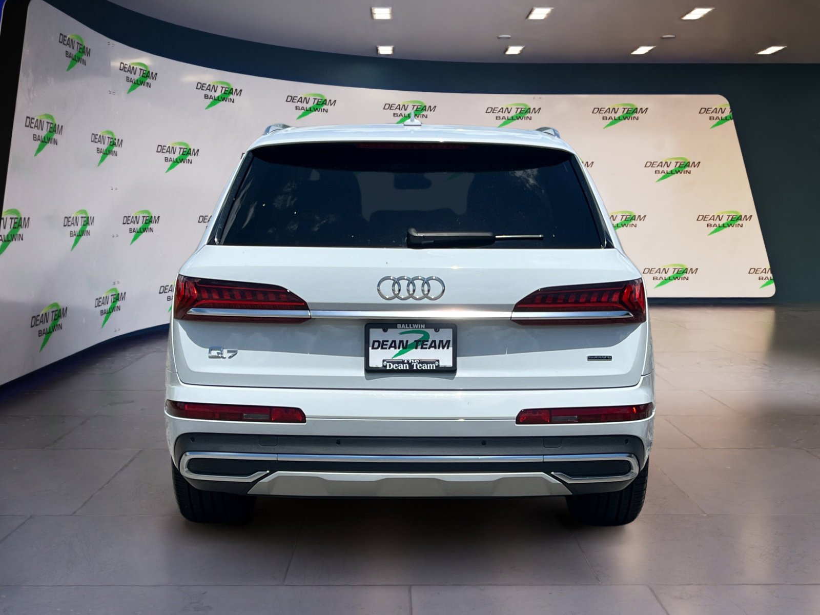 Used 2022 Audi Q7 Premium Plus image 7