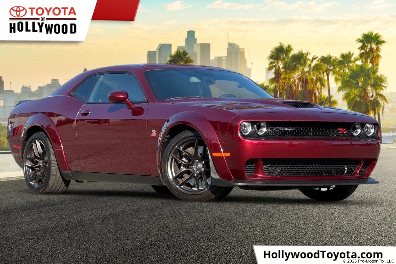 Used 2022 Dodge Challenger R/T Scat Pack RWD image 1