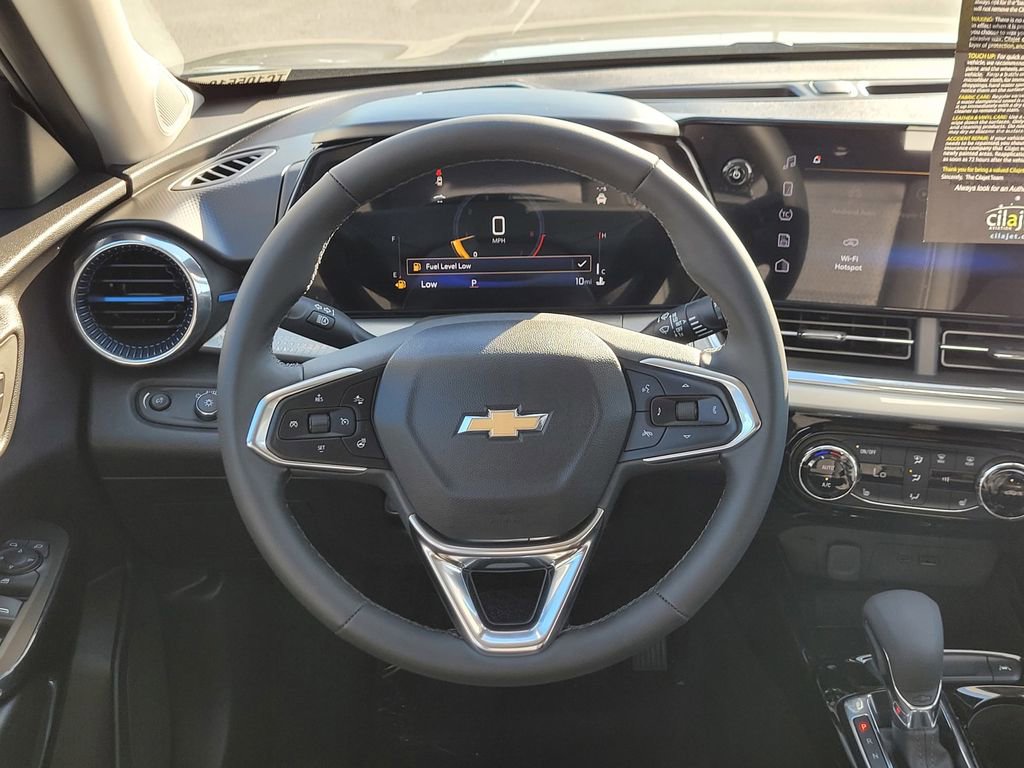 New 2026 Chevrolet Trax LT w/ Driver Confidence Package image 9