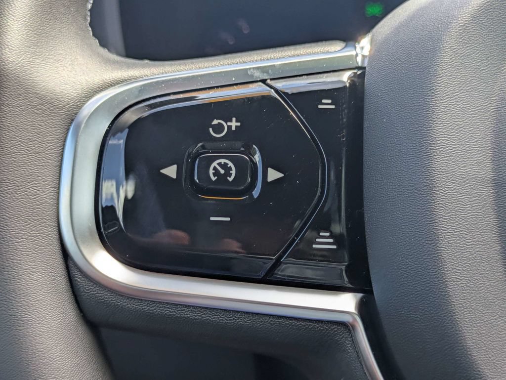 New 2026 Volvo XC60 B5 Ultra w/ Protection Package Premier AWD/4WD image 27