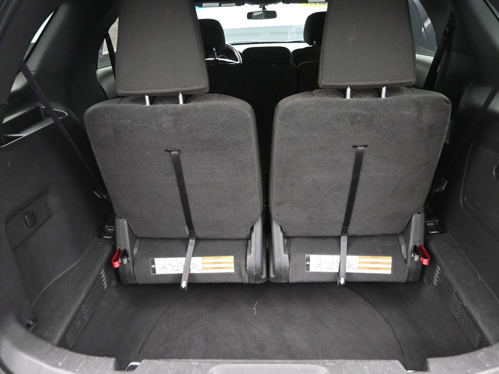 Used 2013 Ford Explorer XLT image 14