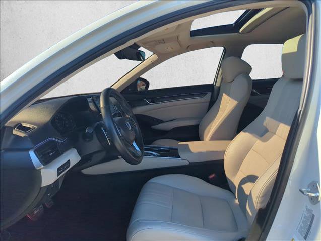 Used 2021 Honda Accord Touring image 16