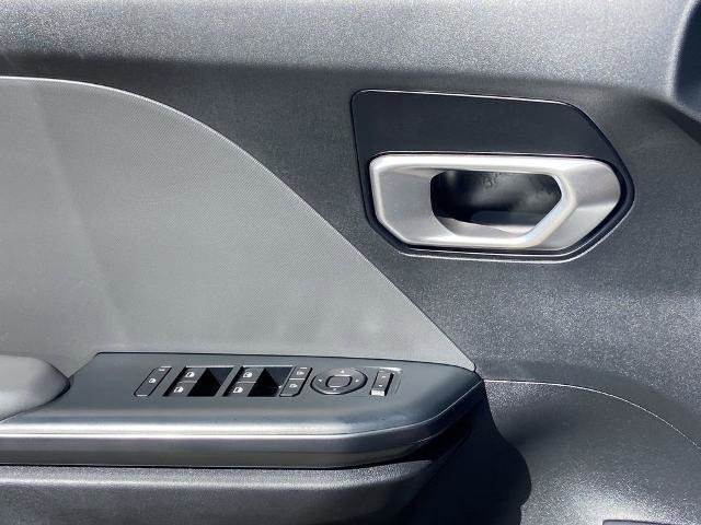 Used 2025 Kia K4 image 18