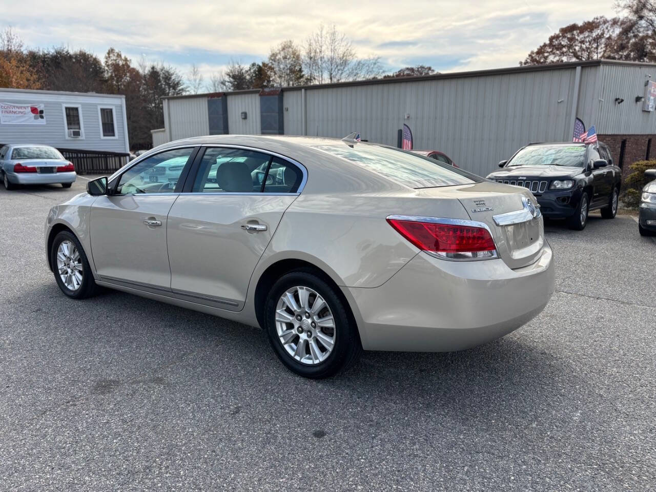 Used 2011 Buick LaCrosse CX image 6