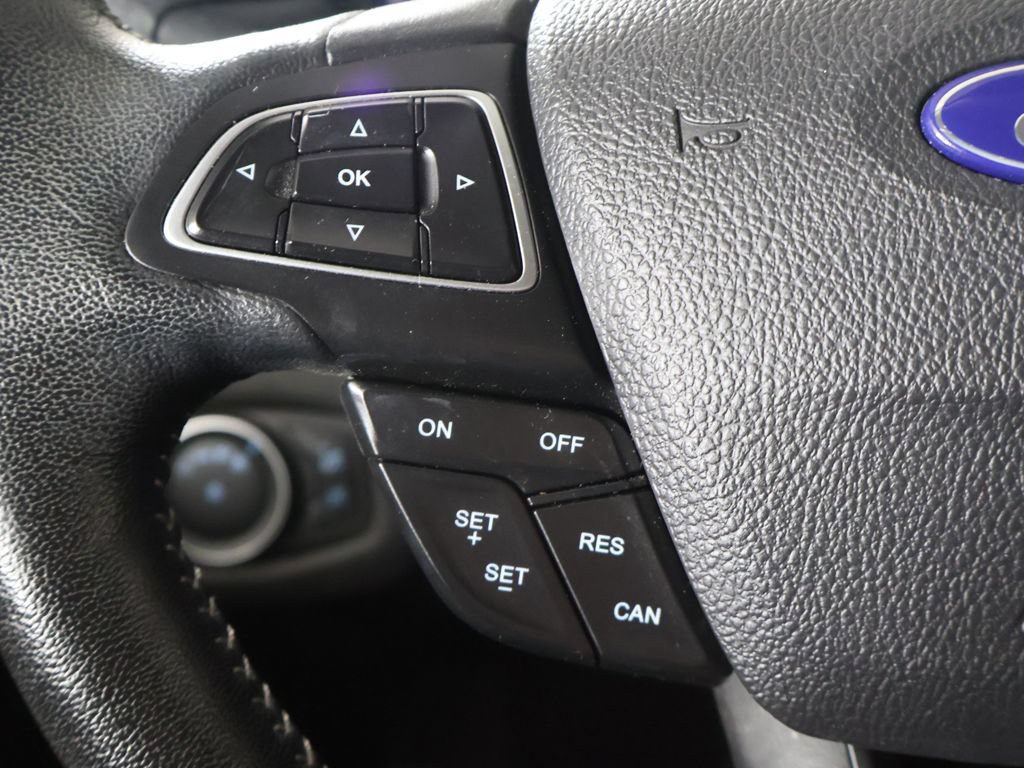 Used 2019 Ford Escape SEL AWD/4WD image 34