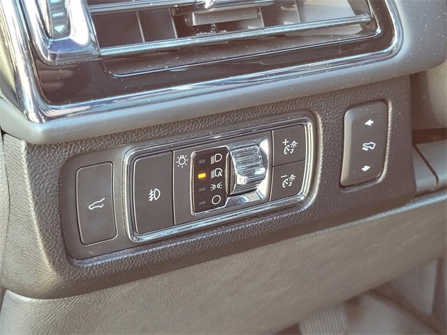 Certified 2022 Lincoln Navigator L Black Label image 22