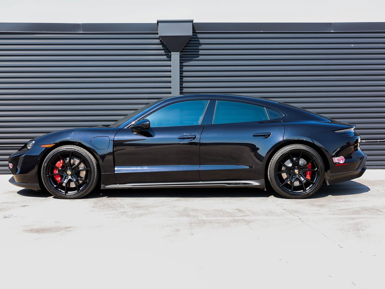 Used 2024 Porsche Taycan GTS image 2