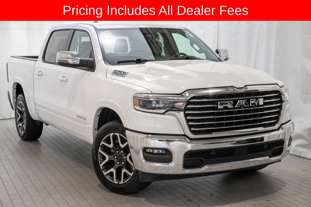 Used 2025 RAM 1500 Laramie AWD/4WD image 1