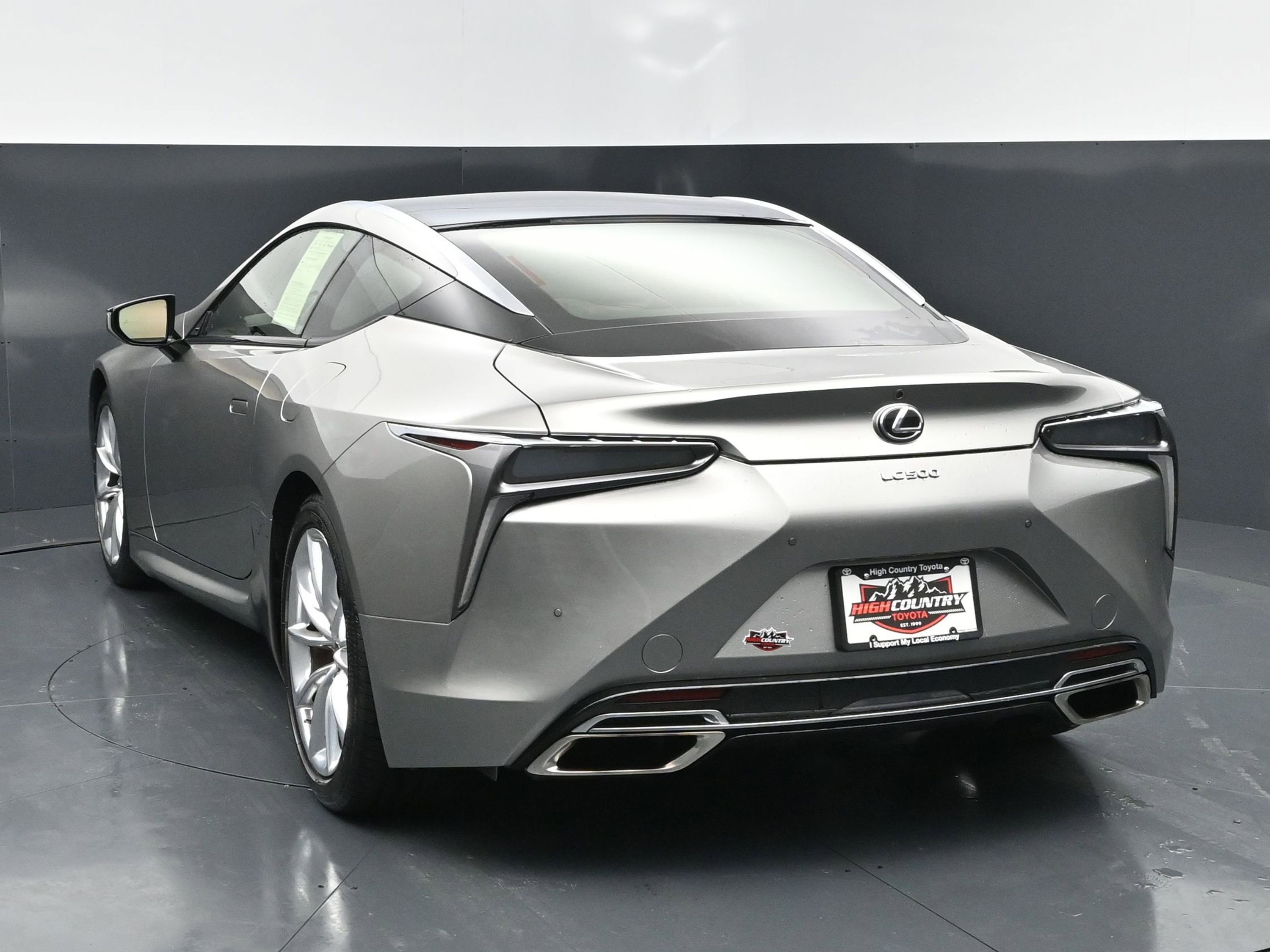 Used 2018 Lexus LC 500 Coupe w/ Touring Package image 4