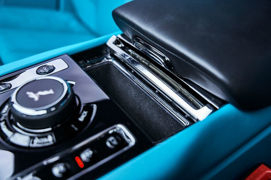 Used 2025 Rolls-Royce Cullinan Black Badge image 70