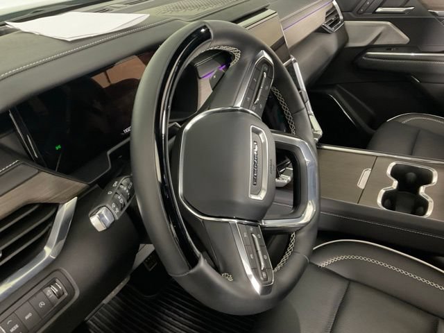 Used 2025 GMC Acadia Denali w/ Super Cruise Package AWD/4WD image 23