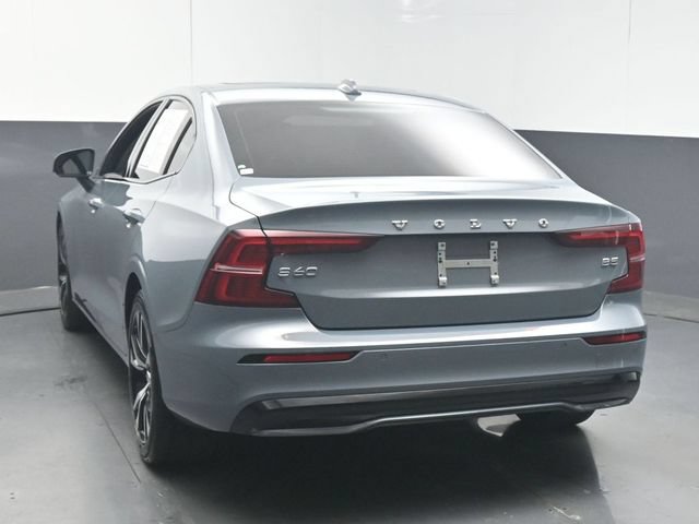 Used 2024 Volvo S60 B5 Core FWD image 6
