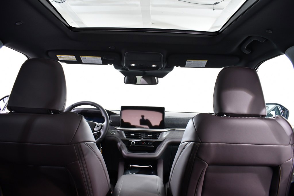 New 2026 Ford Explorer Platinum image 17