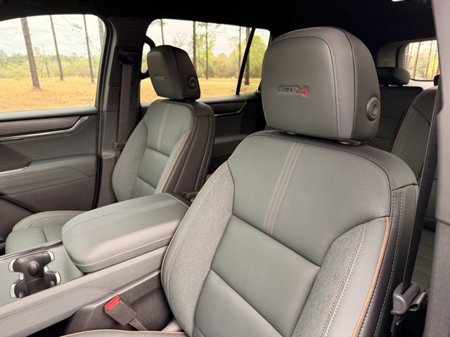 New 2026 GMC Acadia AT4 w/ Luxury Package image 15
