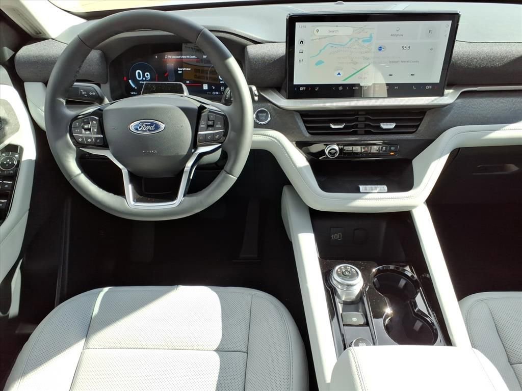 New 2026 Ford Explorer Platinum w/ LUX Leather Package image 16