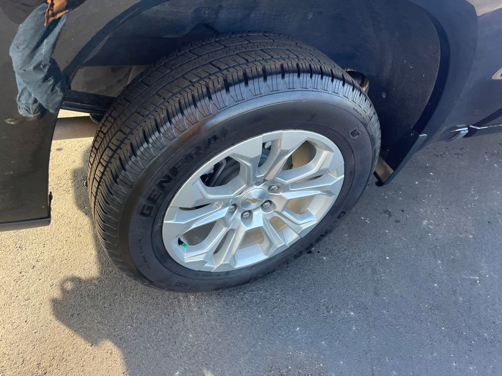 Used 2024 Chevrolet Silverado 1500 LTZ w/ LTZ Convenience Package II image 32