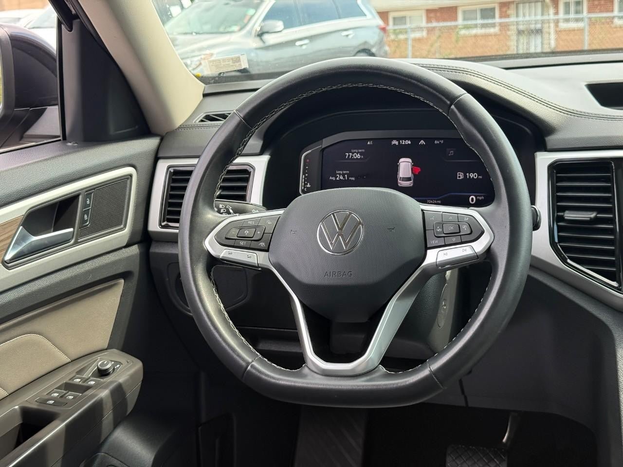 Used 2023 Volkswagen Atlas SEL AWD/4WD image 13
