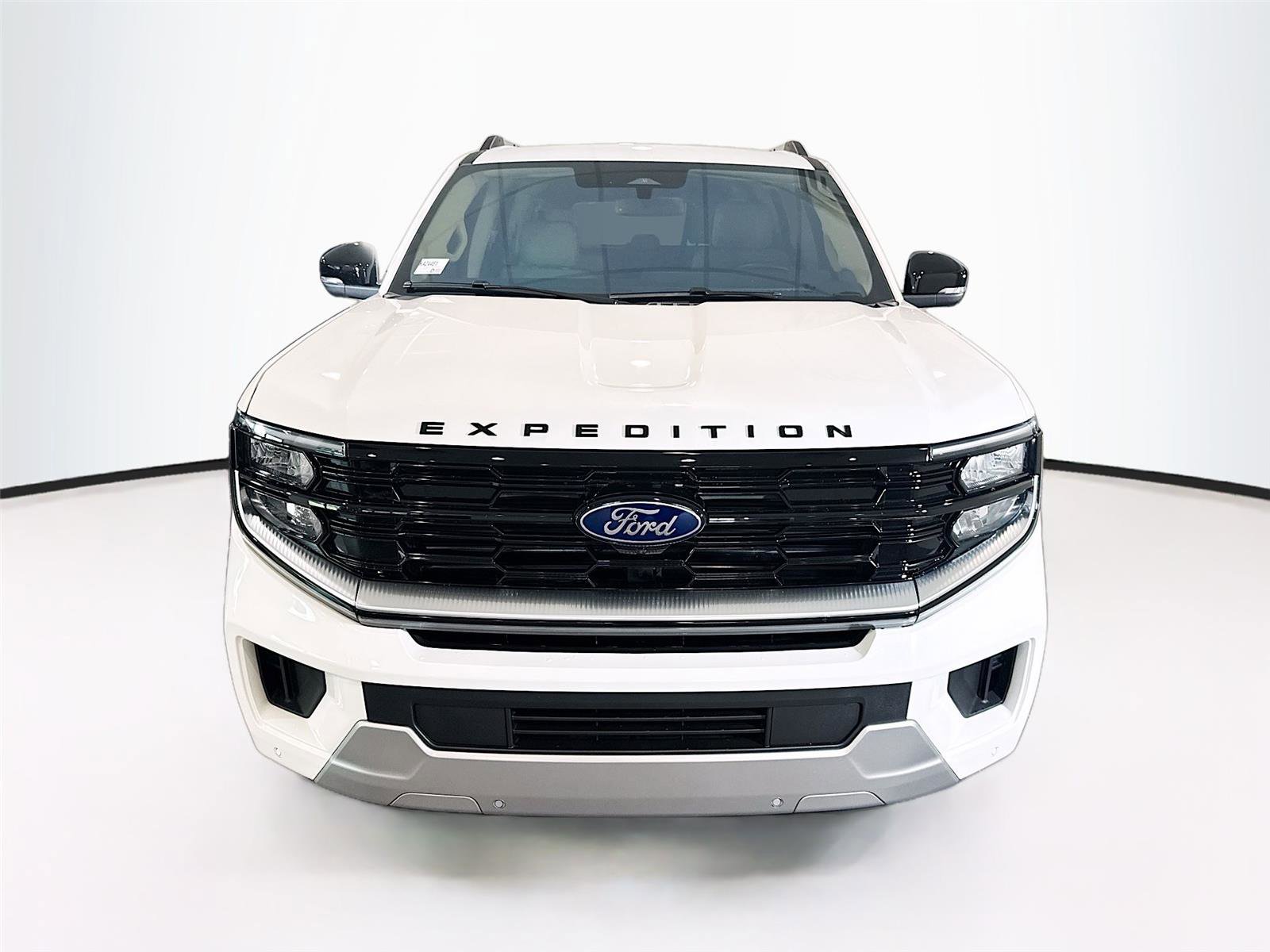 Used 2025 Ford Expedition Max Platinum w/ Platinum Ultimate Package image 8