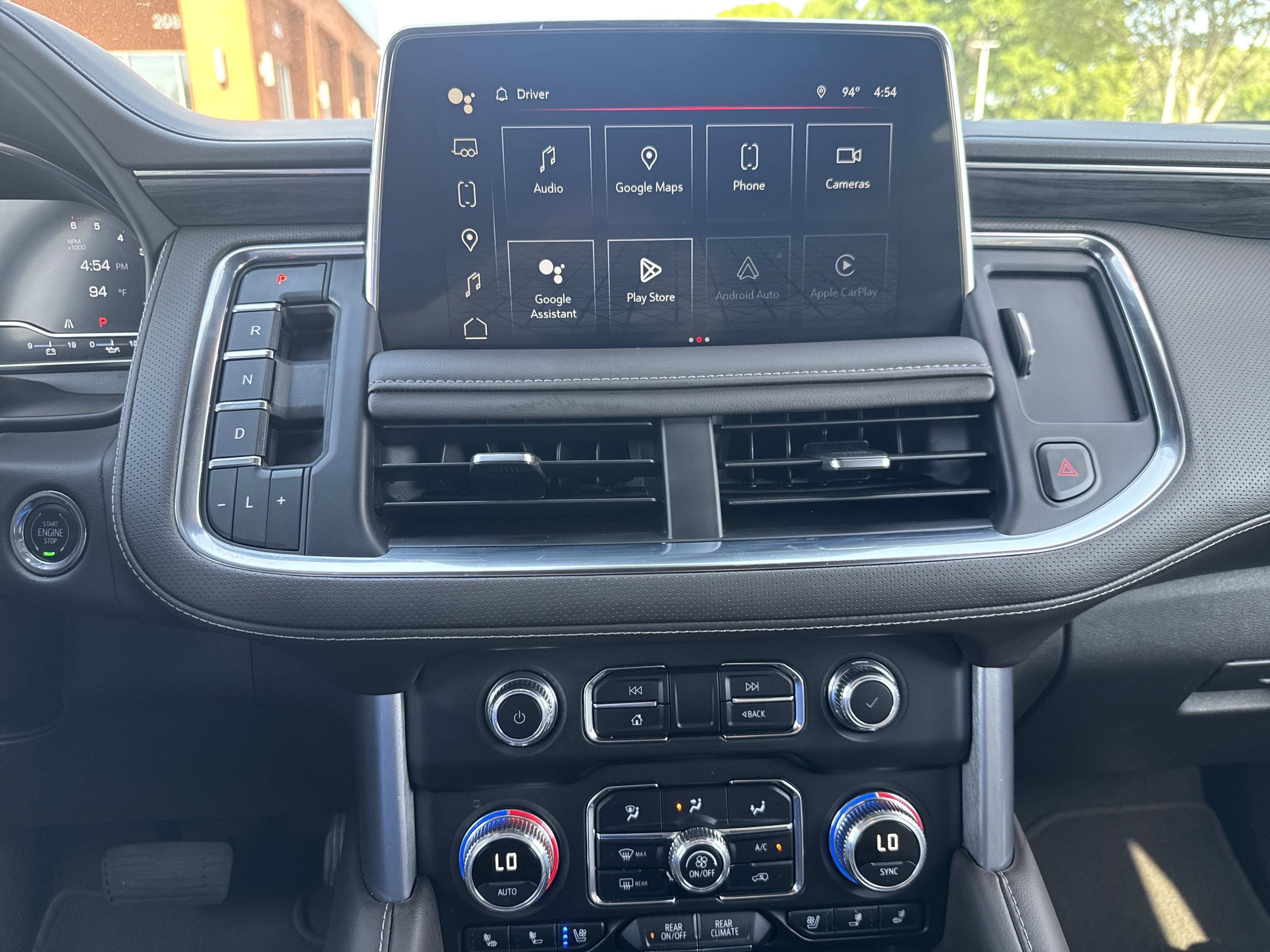 Used 2023 GMC Yukon SLT w/ SLT Luxury Package RWD image 19