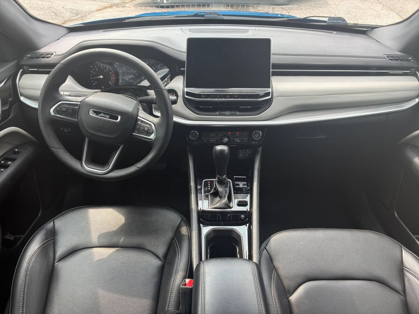 Used 2025 Jeep Compass Limited AWD/4WD image 27