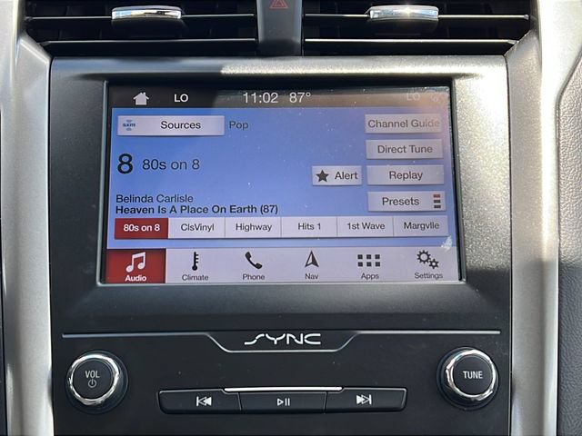 Used 2019 Ford Fusion SE FWD image 19