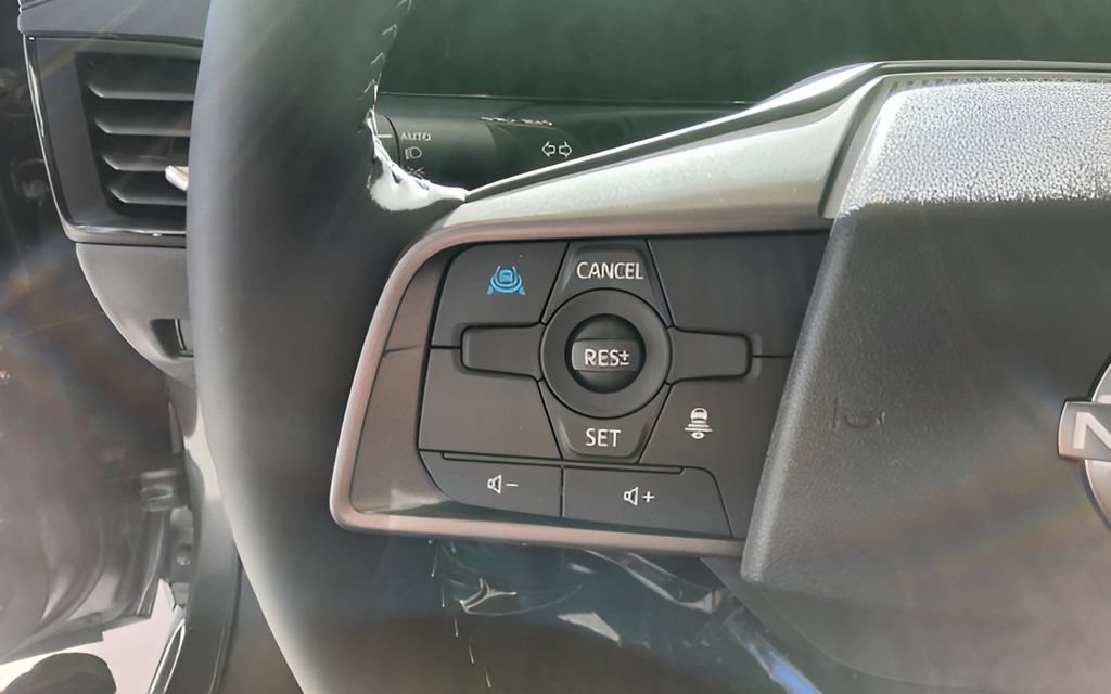 New 2026 Nissan Sentra SL w/ Floor Mat Package FWD image 16