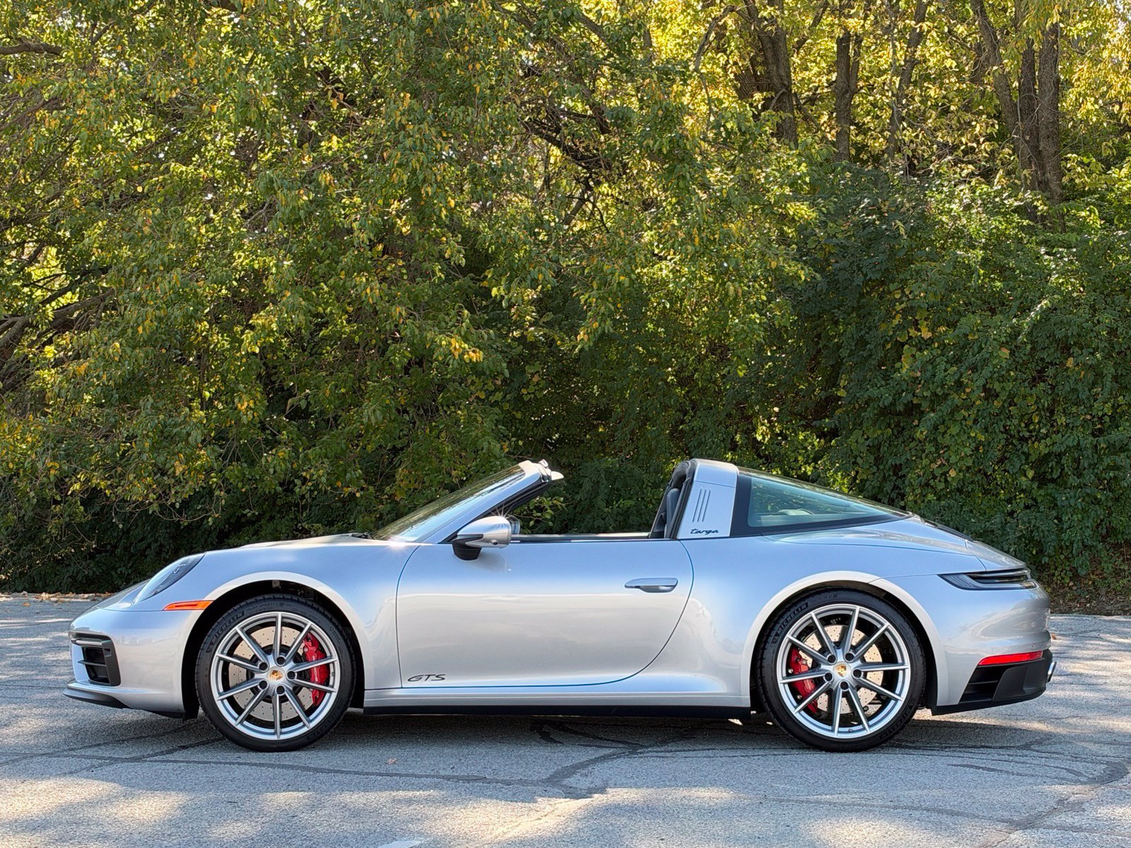 Certified 2024 Porsche 911 Targa 4 GTS AWD/4WD image 2