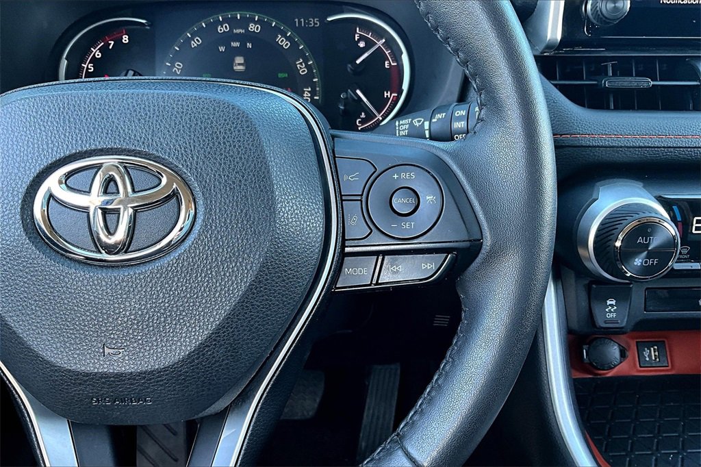 Used 2024 Toyota RAV4 Adventure image 21