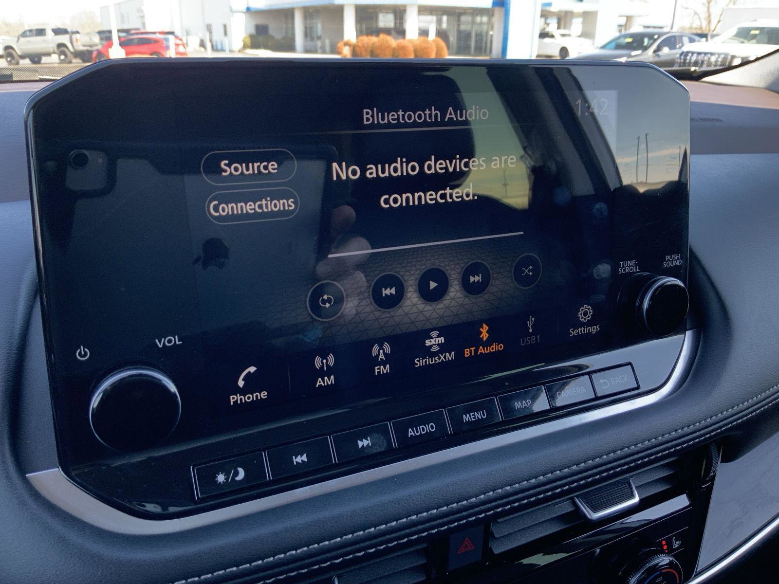 Used 2023 Nissan Rogue Platinum image 39