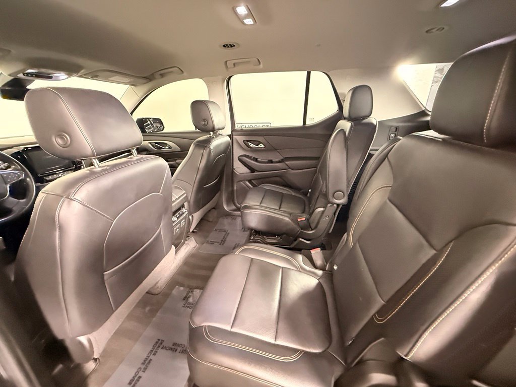 Used 2019 Chevrolet Traverse RS w/ LPO, Floor Liner Package FWD image 21