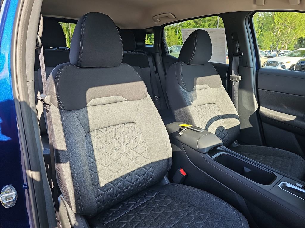 New 2026 Nissan Kicks SV FWD image 14