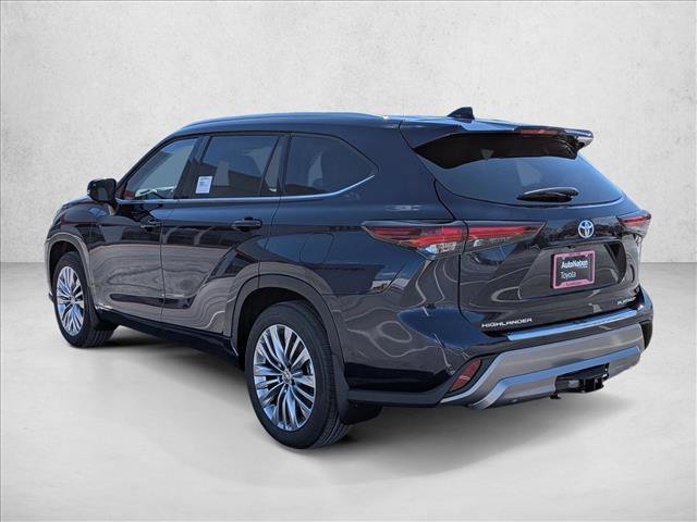 New 2026 Toyota Highlander Platinum image 9