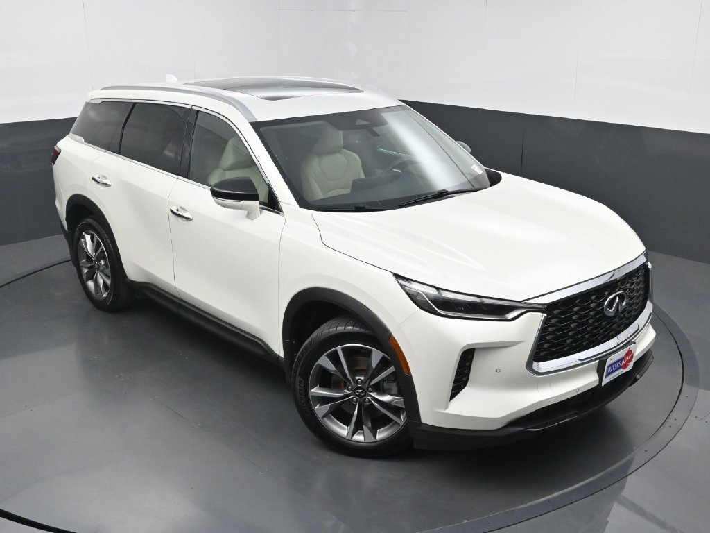 Used 2023 INFINITI QX60 Luxe w/ Cargo Package FWD image 33