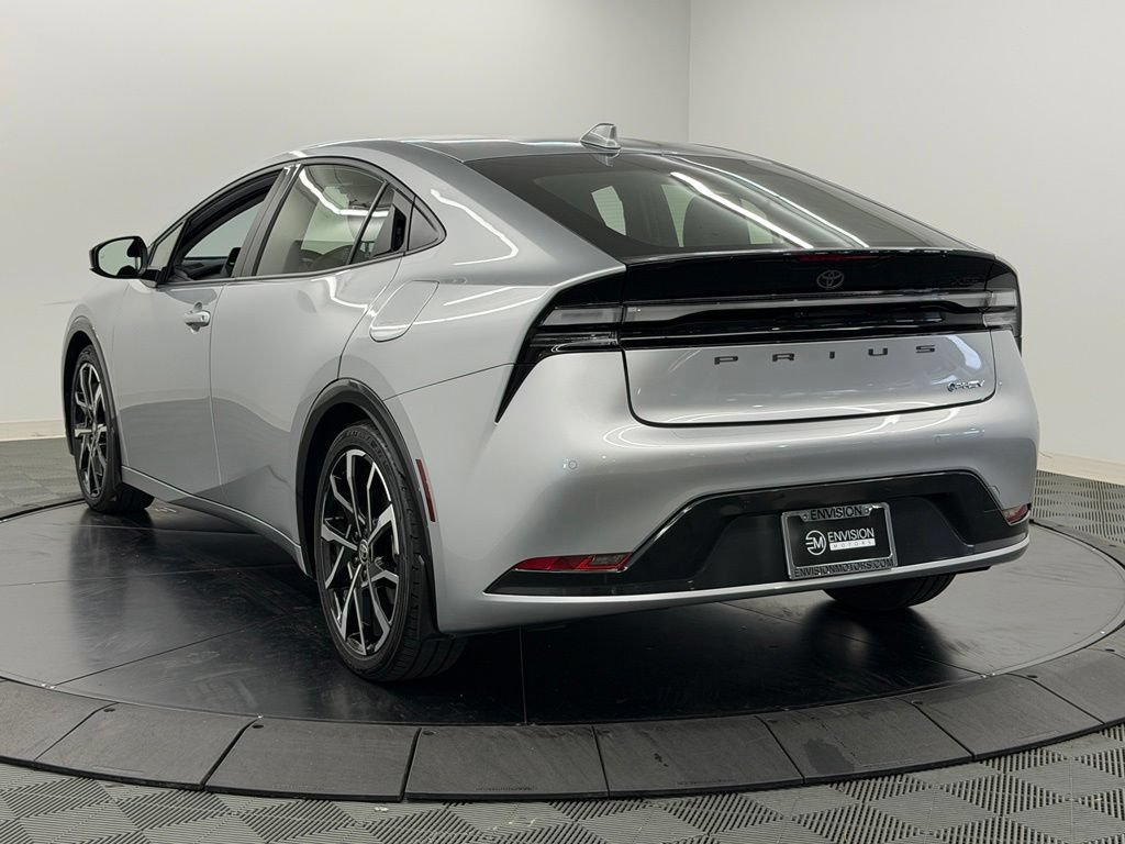 Certified 2025 Toyota Prius Plug-In Hybrid FWD image 12