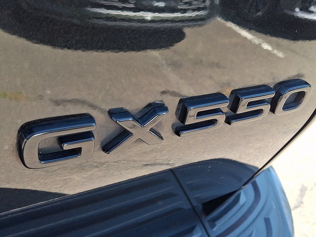 Used 2024 Lexus GX 550 w/ Accessory Package (Z1) AWD/4WD image 30