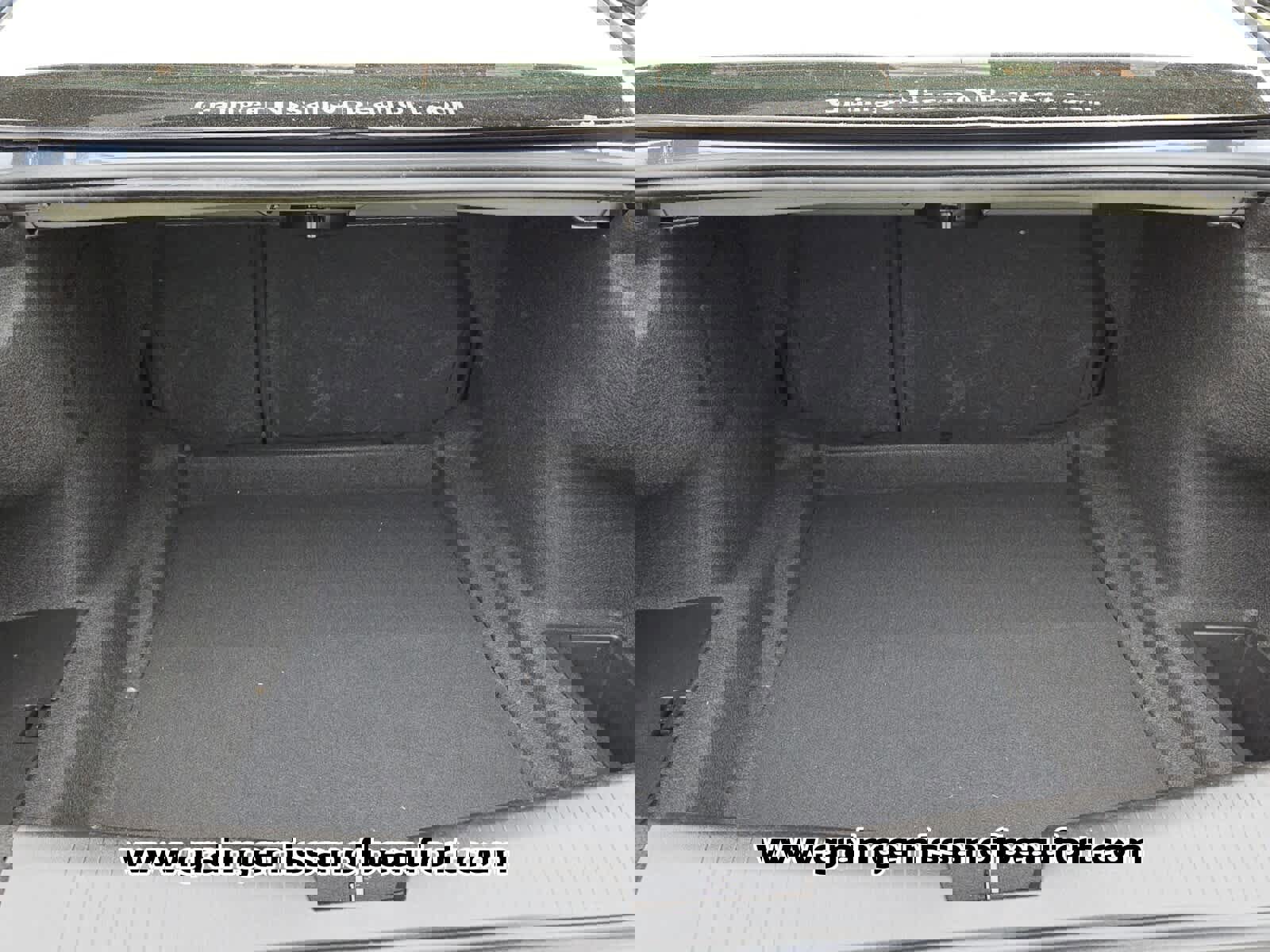 Used 2025 Cadillac CT4 Luxury image 6