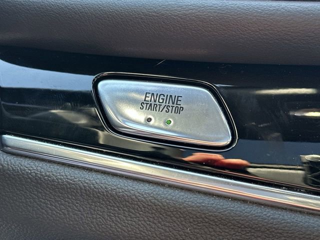 Certified 2023 Buick Enclave Avenir w/ Avenir Technology Package image 16