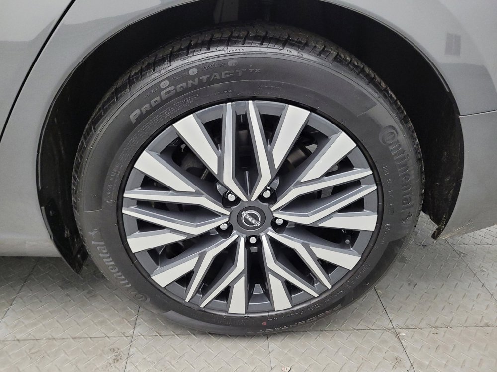 Used 2024 Nissan Altima 2.5 SV image 31