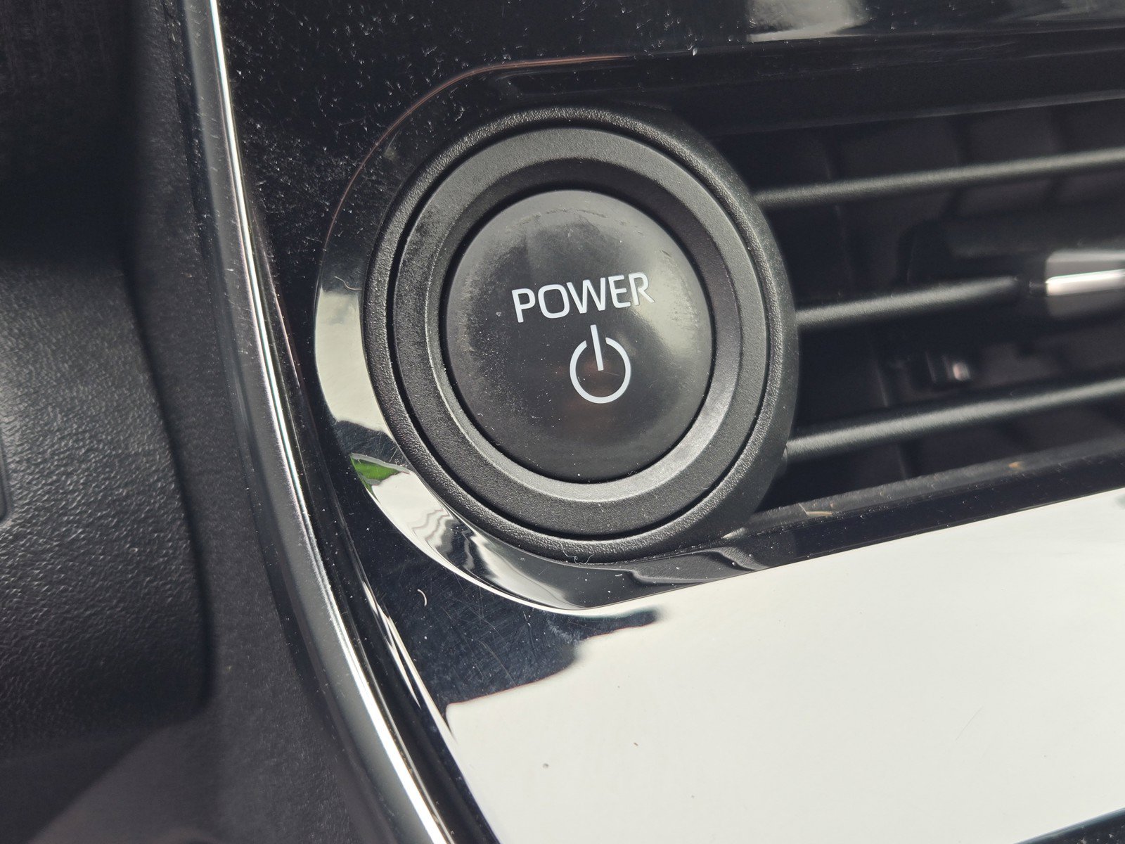 Certified 2023 Subaru Solterra AWD image 20