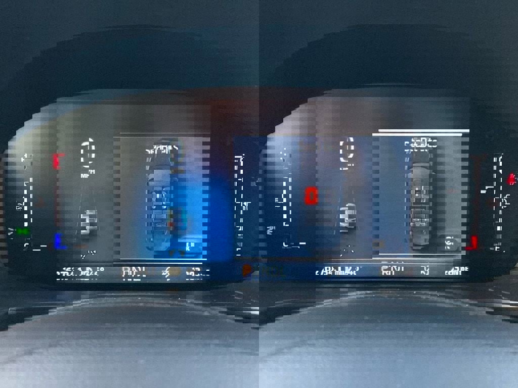 Used 2025 Ford Escape ST-Line image 14