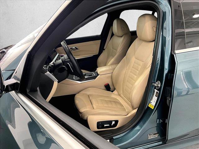 Used 2021 BMW 330i Sedan w/ Executive Package RWD image 27