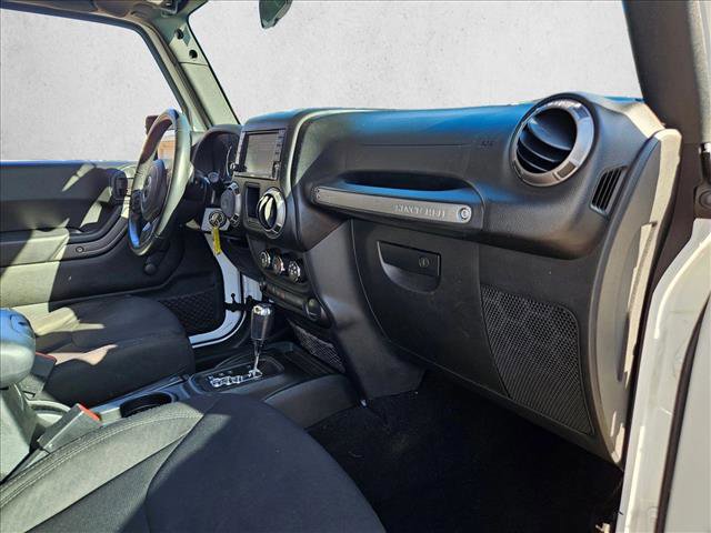 Used 2018 Jeep Wrangler Unlimited Sport w/ Connectivity Group image 21