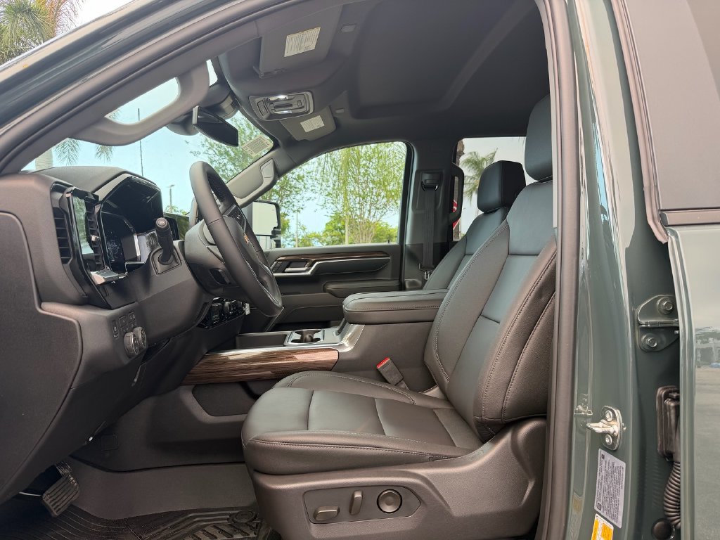 New 2026 Chevrolet Silverado 2500 LT w/ Safety Package AWD/4WD image 10