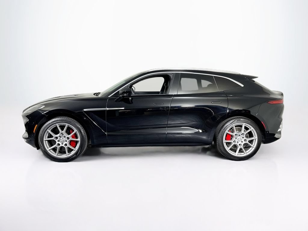 Used 2024 Aston Martin DBX AWD/4WD image 2